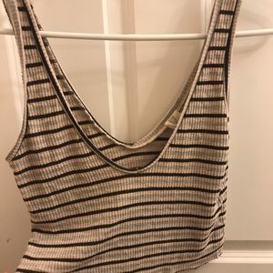 Cropped ribbed tank top